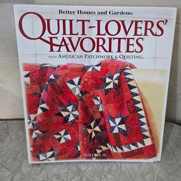 Better Homes and Gardens Quilt-Lovers Favorites Book 2010 - Picture 1 of 8